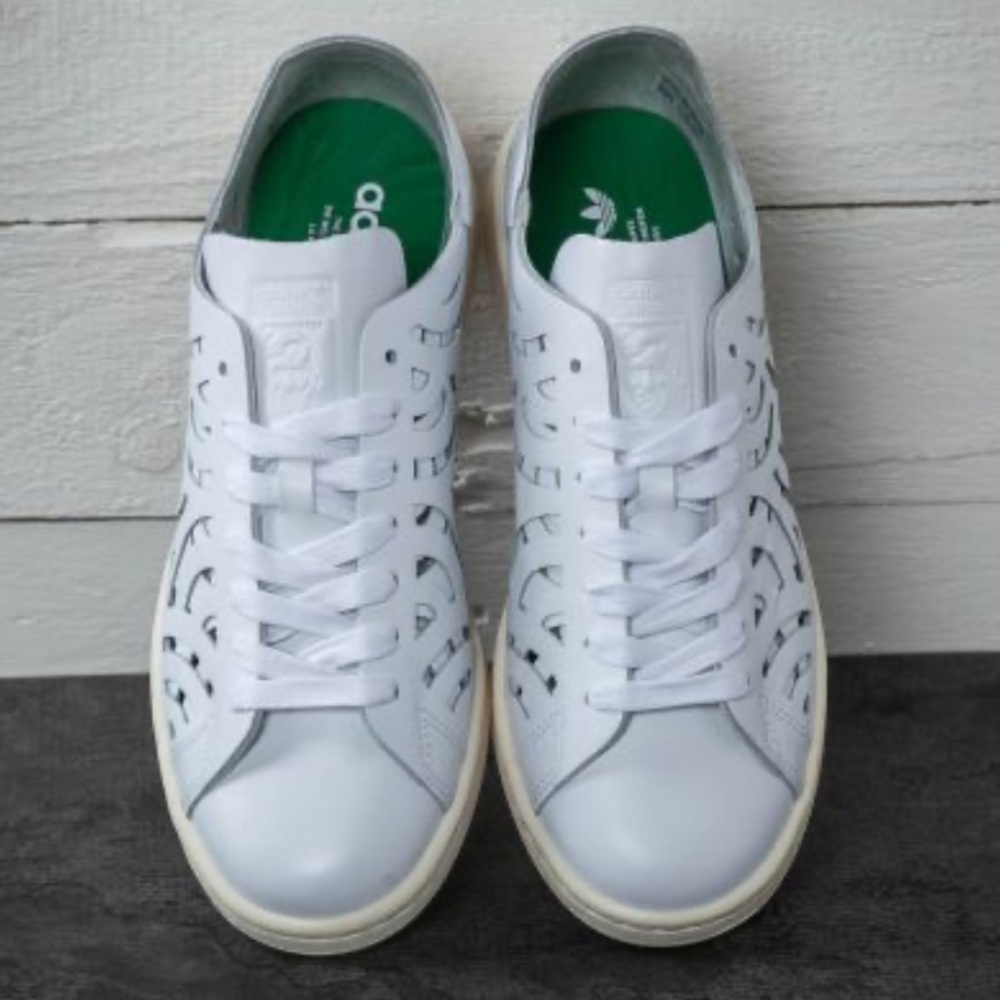 Adidas Stan Smith women’s white leather cut-out sneakers Size 7